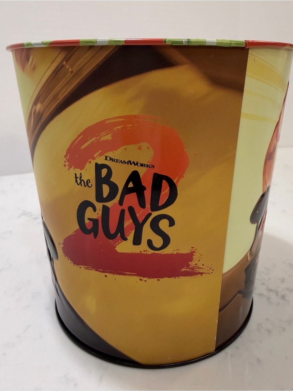 Popcorn bucket DreamWorks The Bad Guys 2 Popcorn Tin - Yellow & Red